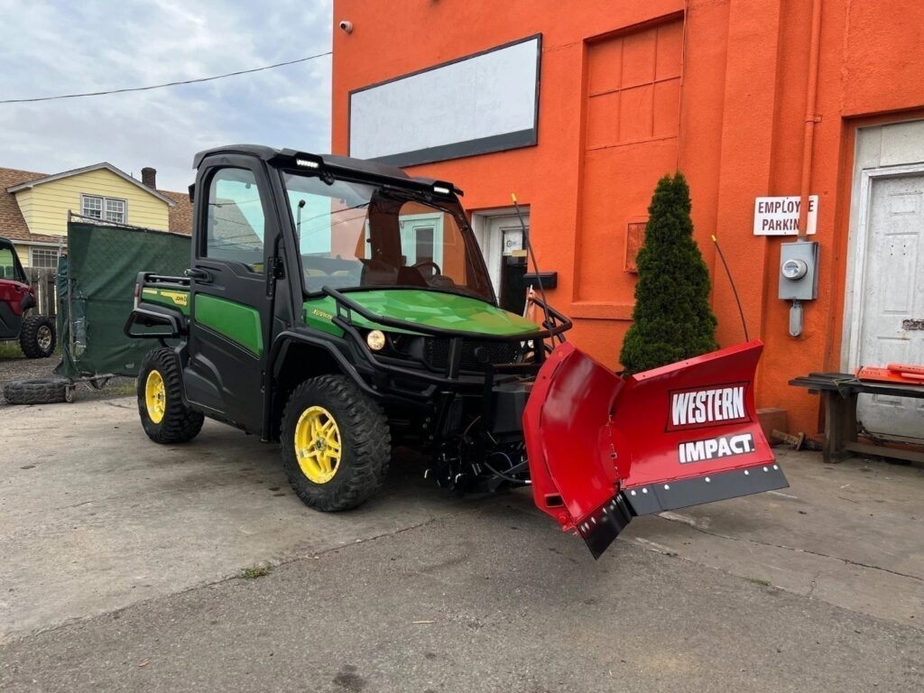 2021 John Deere Gator XUV835M